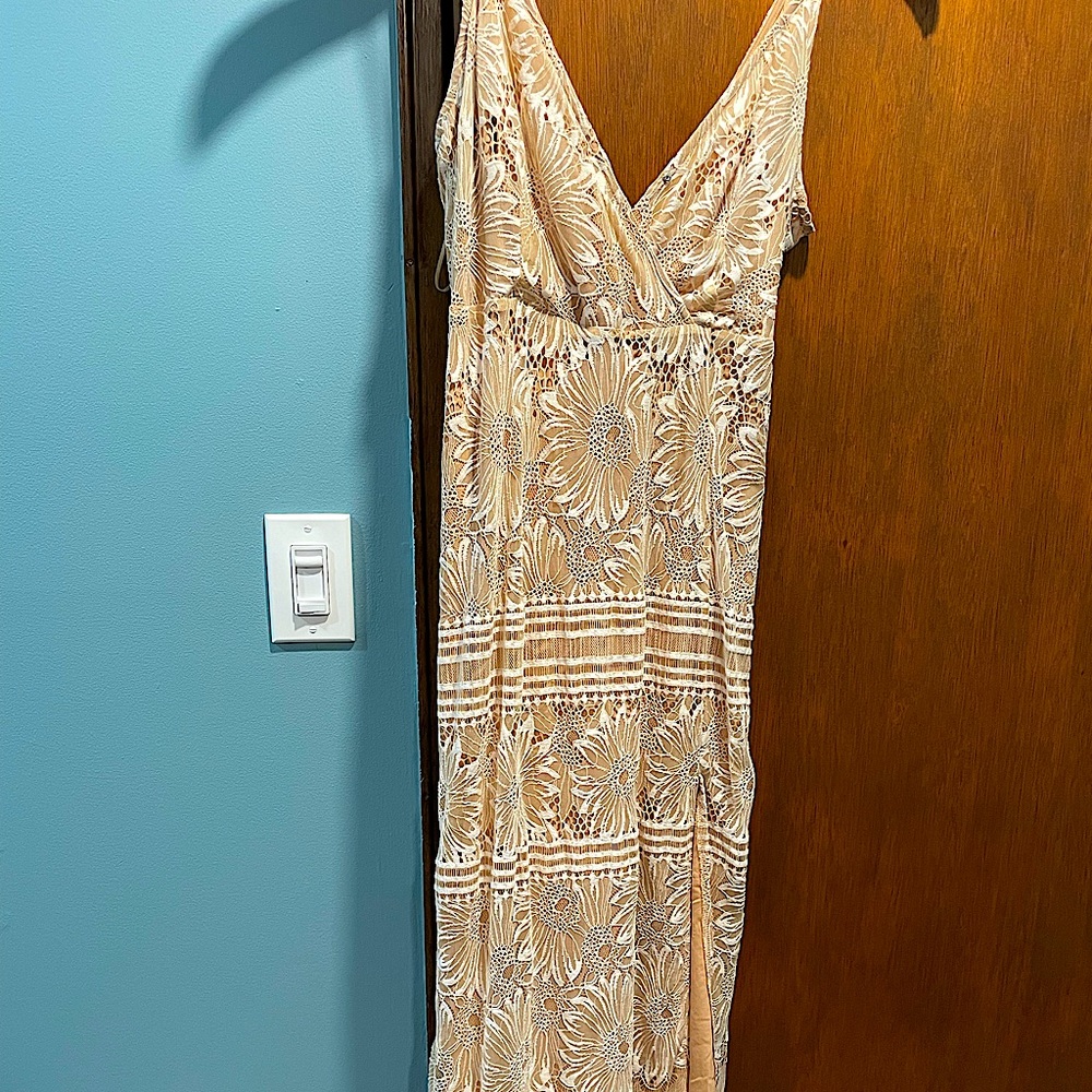 NEW Lace Lush Maxi Dress